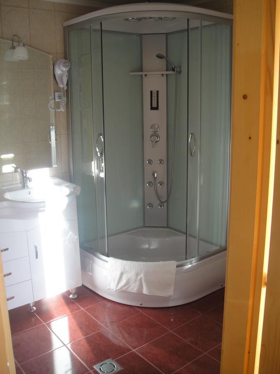 Hotel Paks Panzió Habitación foto